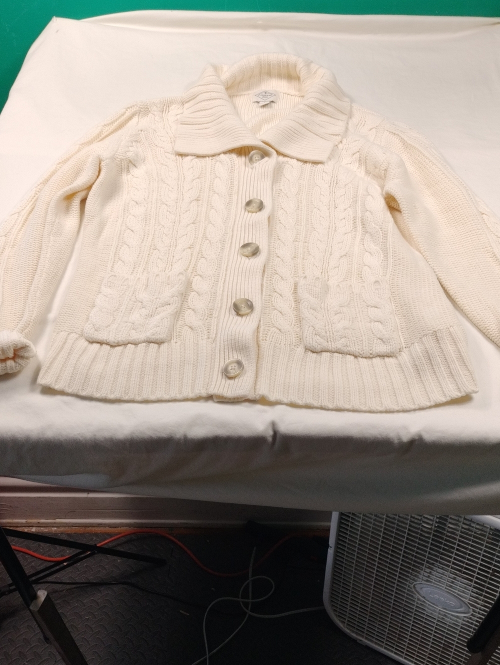 St. Johns Bay Women's  Cream Cable Knit Button-Up Sweater Size Large #31
